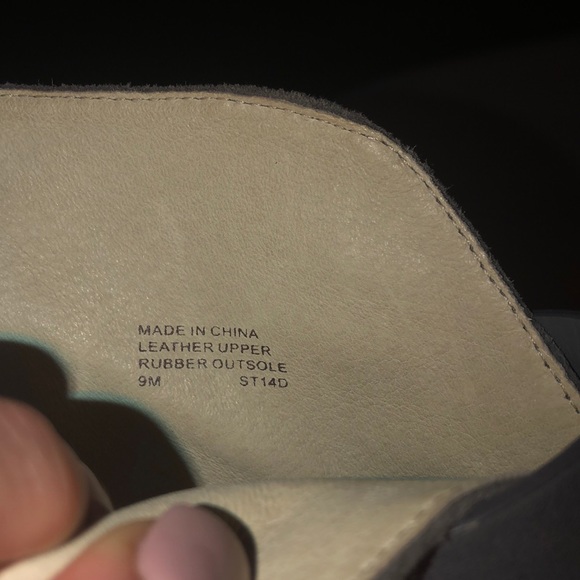 Stunning MK stilettos with peep toe - Picture 7 of 7